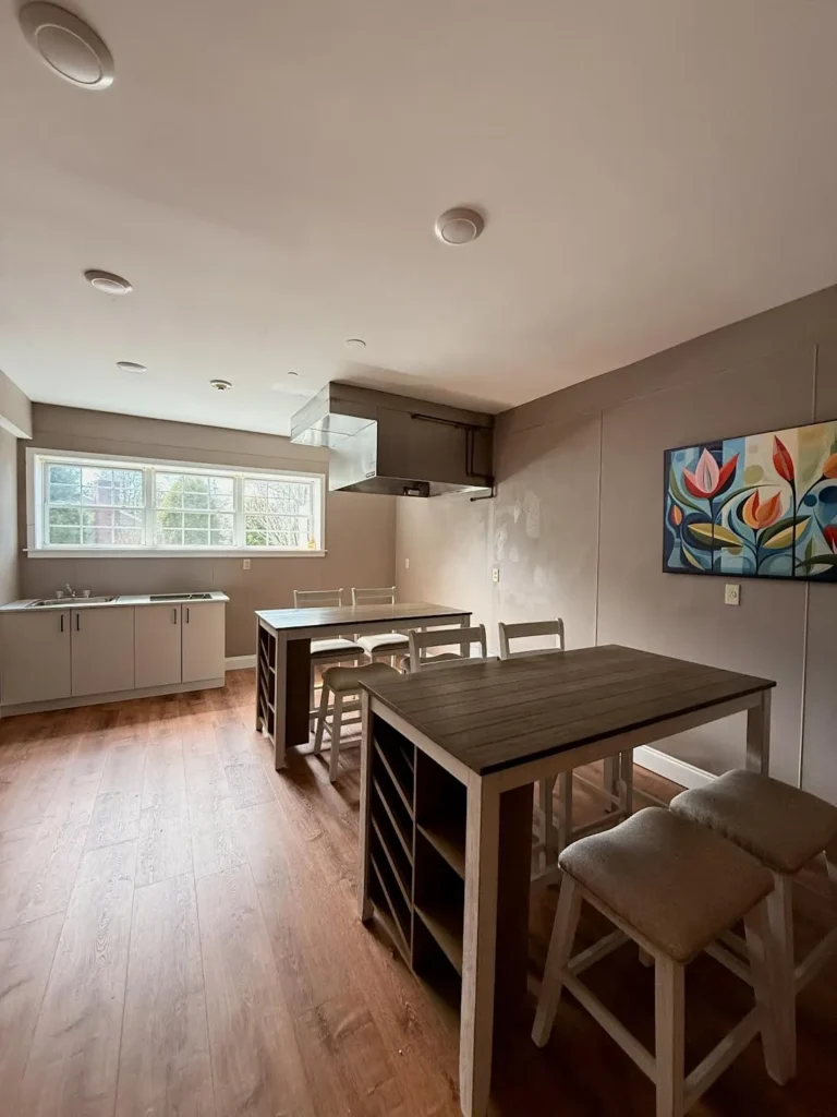 Communal kitchen and dining area at Elevate Health and Wellness residential facility